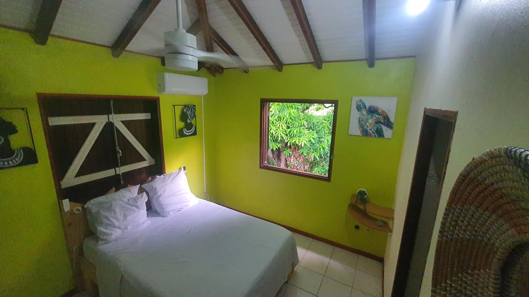 Au Coeur De Douenel Bouillante Cheques Vacances Acceptees Extérieur photo